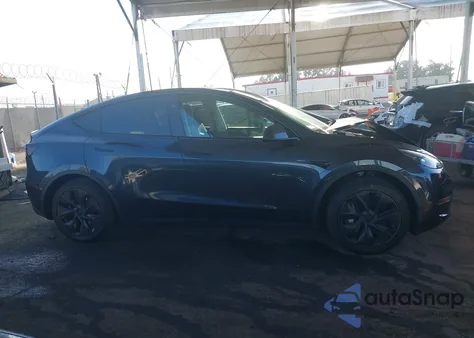 2024 Tesla Model Y Long Range Dual Motor All-Wheel Drive/Rwd из США, поврежденный, VIN 7SAYGDED1RF209346